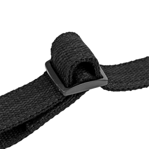 Pettorina per Cani Imbottita, senza Trazione Dettaglio cinturino nero in nylon di pettorina imbottita, con cuciture rinforzate per regolazione sicura.